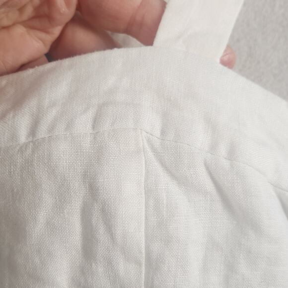 Quince White 100% Linen Top Women’s SZ SM Adjustable Strap Smocked Back - Picture 5 of 14
